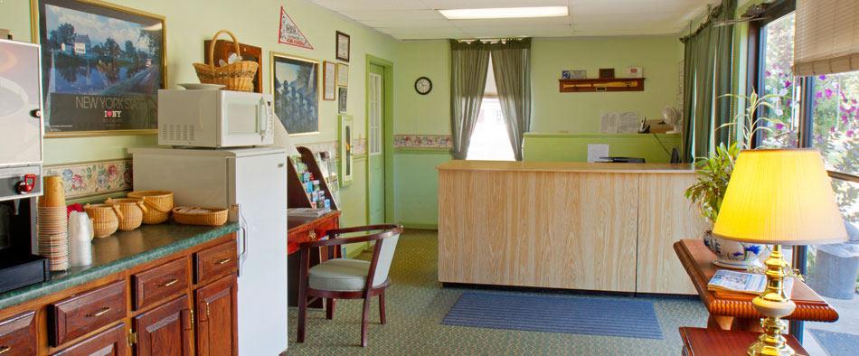 Cooperstown Ny Hotel Red Carpet Inn Suites